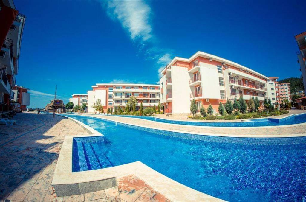 Apartman Ttt Burgas City Exterior foto
