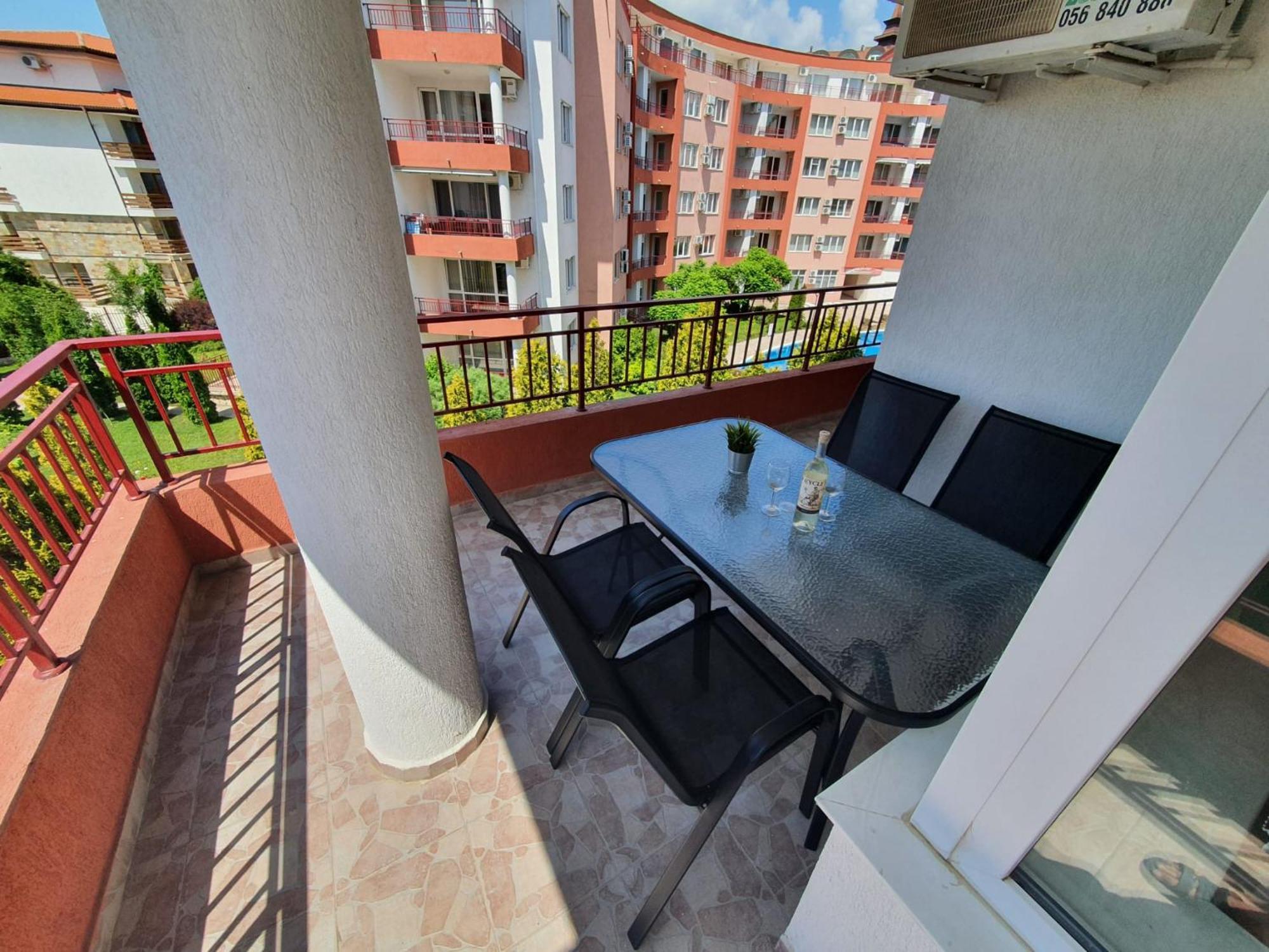 Apartman Ttt Burgas City Exterior foto