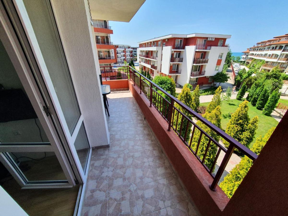 Apartman Ttt Burgas City Exterior foto