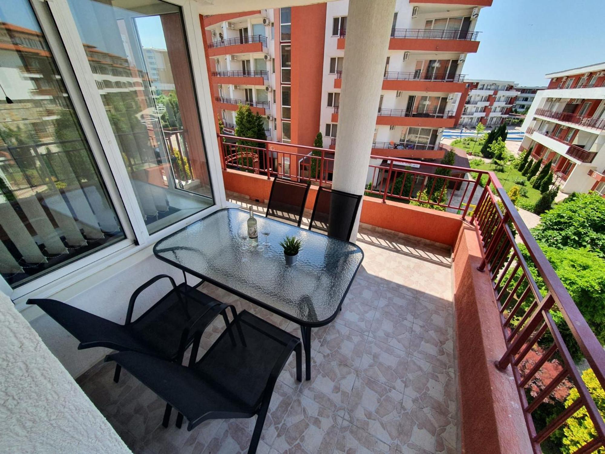 Apartman Ttt Burgas City Exterior foto