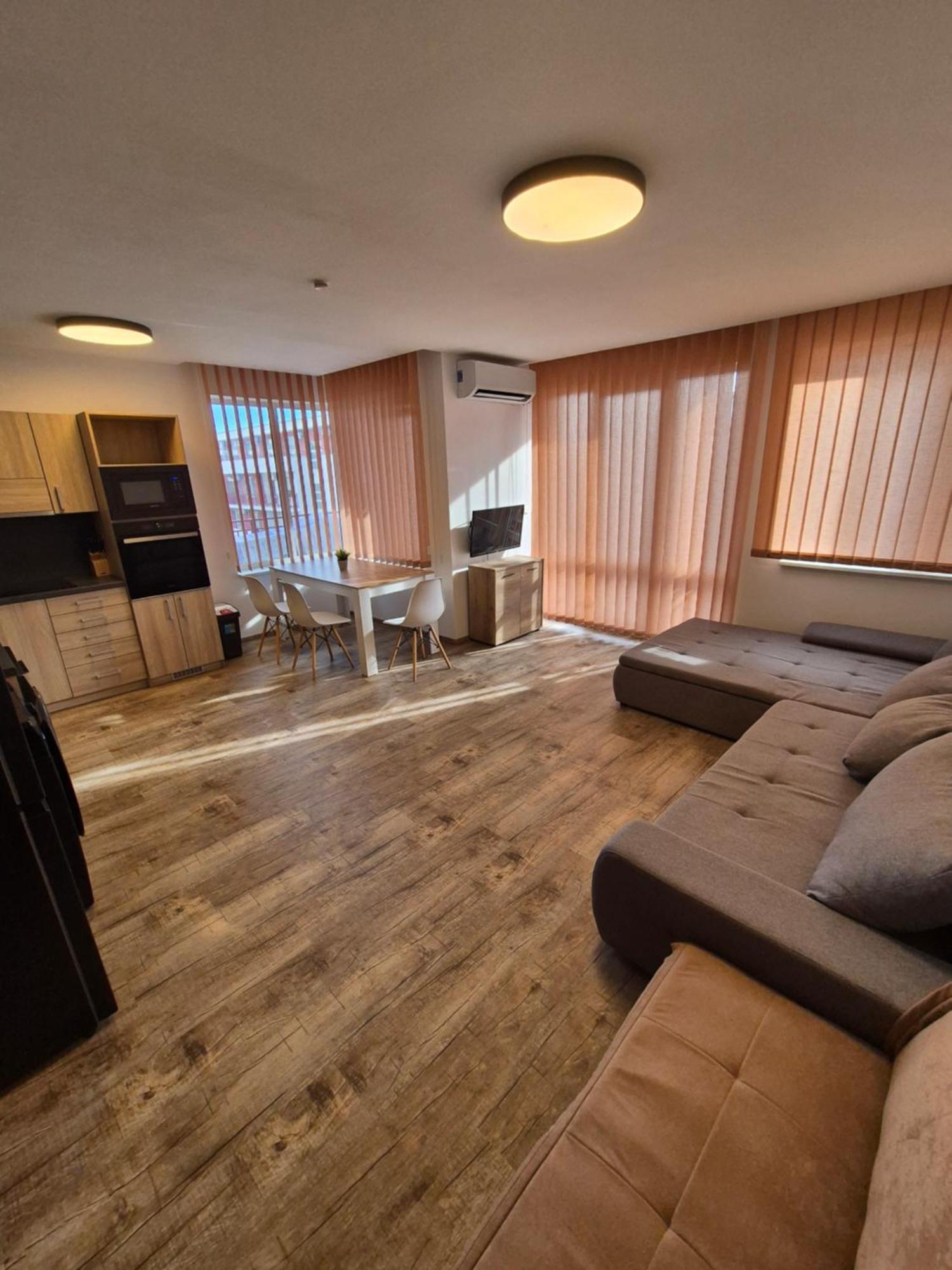 Apartman Ttt Burgas City Exterior foto